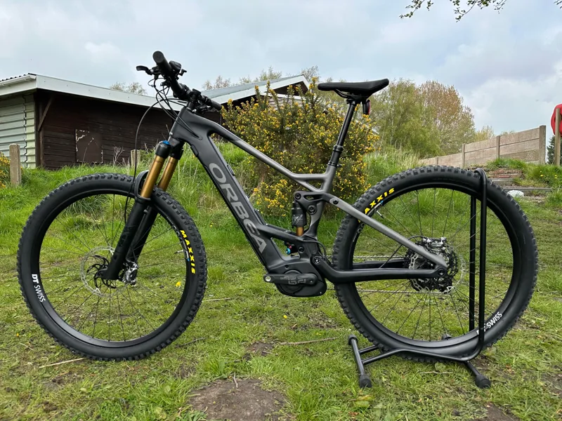 Orbea Wild FS M-Team Large Electric Bike 2022 Custom Black/Grey 